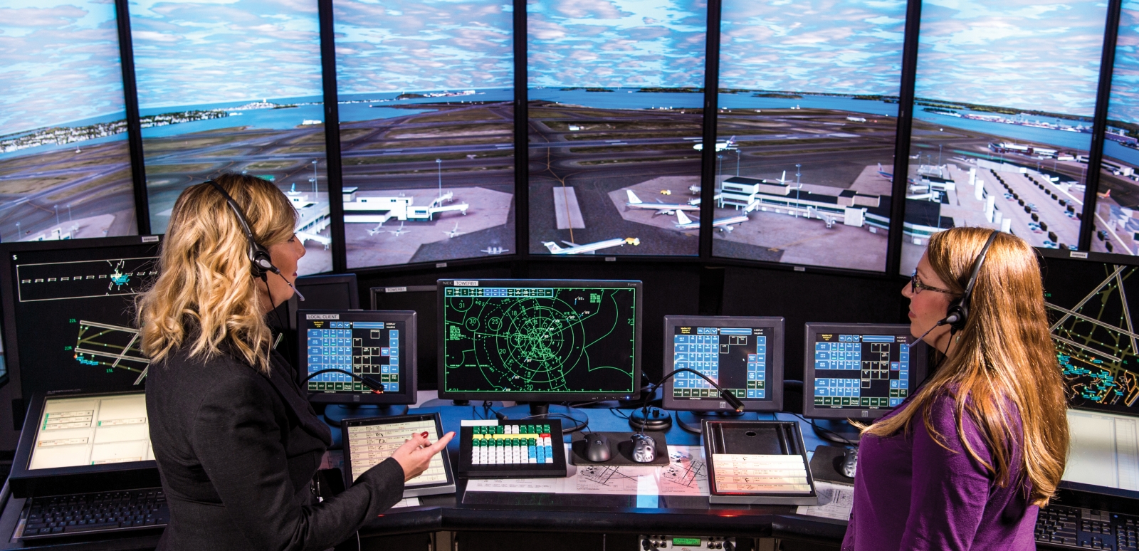 How to Listen to Your Local Air Traffic Control