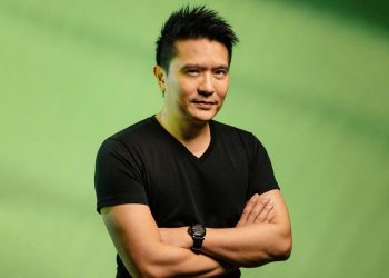 Singapore Gaming Billionaire Bets on AI Revolution