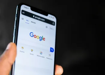 How to Optimize Content for Google’s AI Overviews in 2025