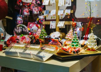 12 Valuable Christmas Collectibles to Look for in Thrift Stores
