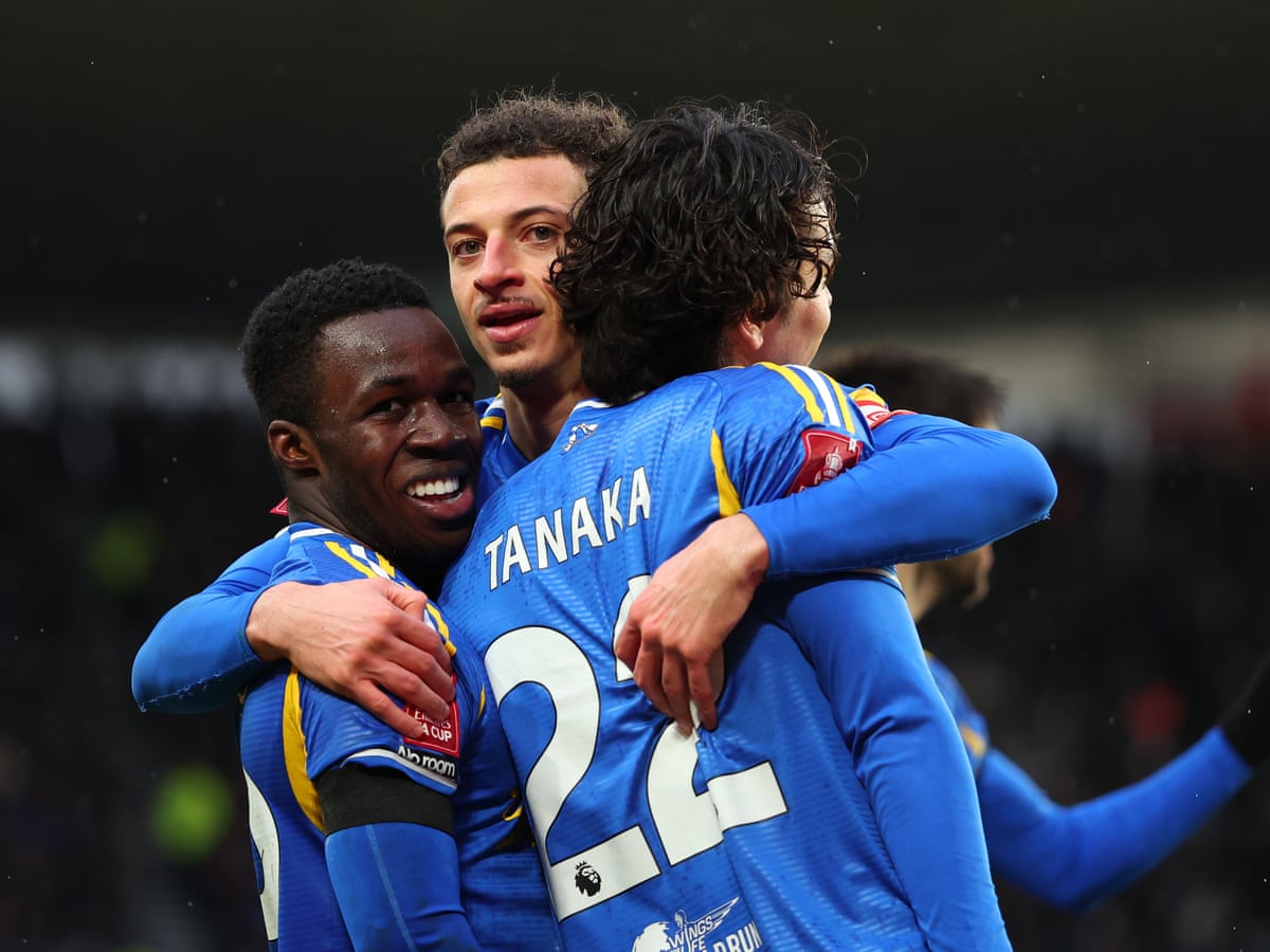 Leeds United players celebrate during comeback vs Derby