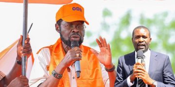 “Ukiangalia Mbele Utaona Sifuna”: Did Prof. Peter Anyang’ Nyong’o Predict Edwin Sifuna’s Rise?